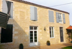 Nettoyage façade à Royan